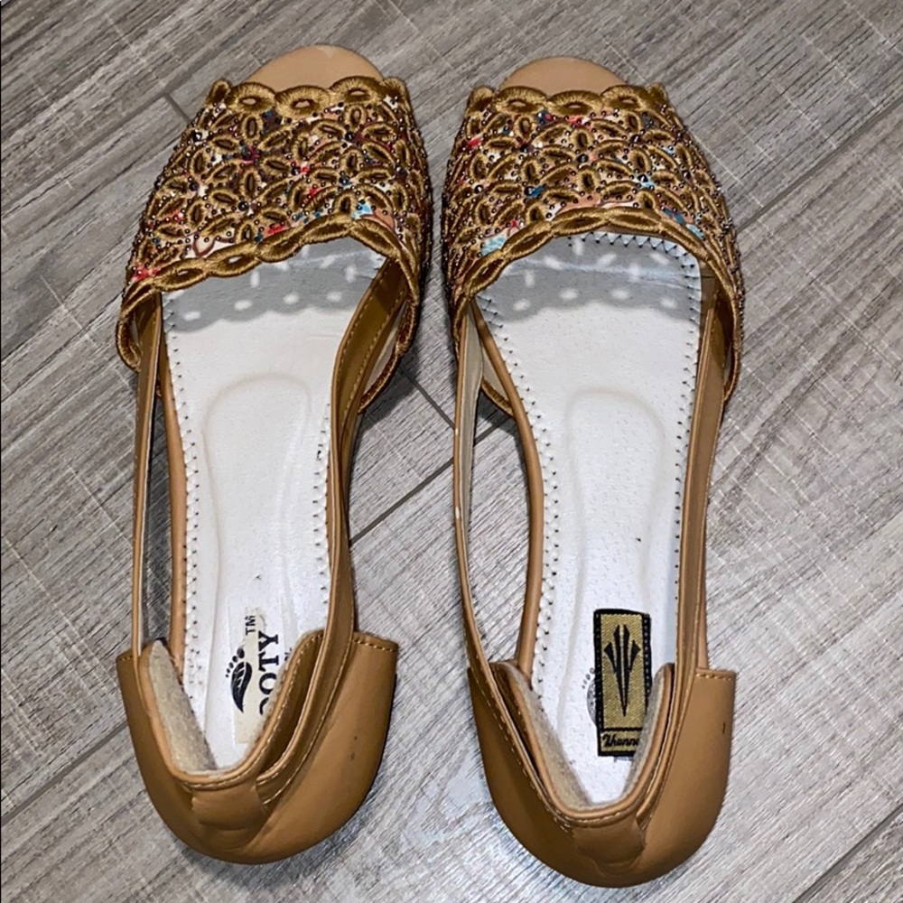 Women flat open toe sandals